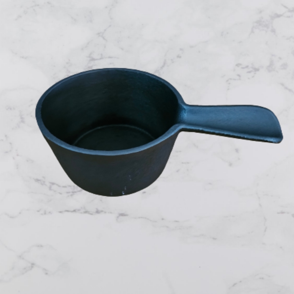 Vintage Cast Iron Melting/Basting Handled Pot